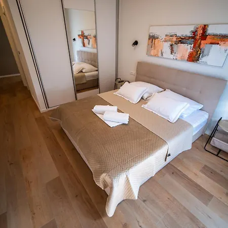 Danijela Zadarvillas Vila Polaca
